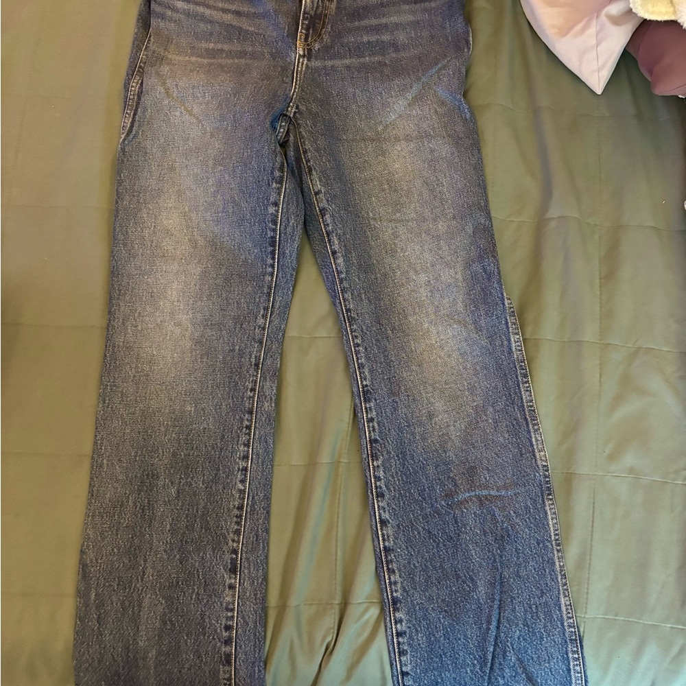 KHAITE Blue Straight Leg Jeans with Distressed Vintage Look
